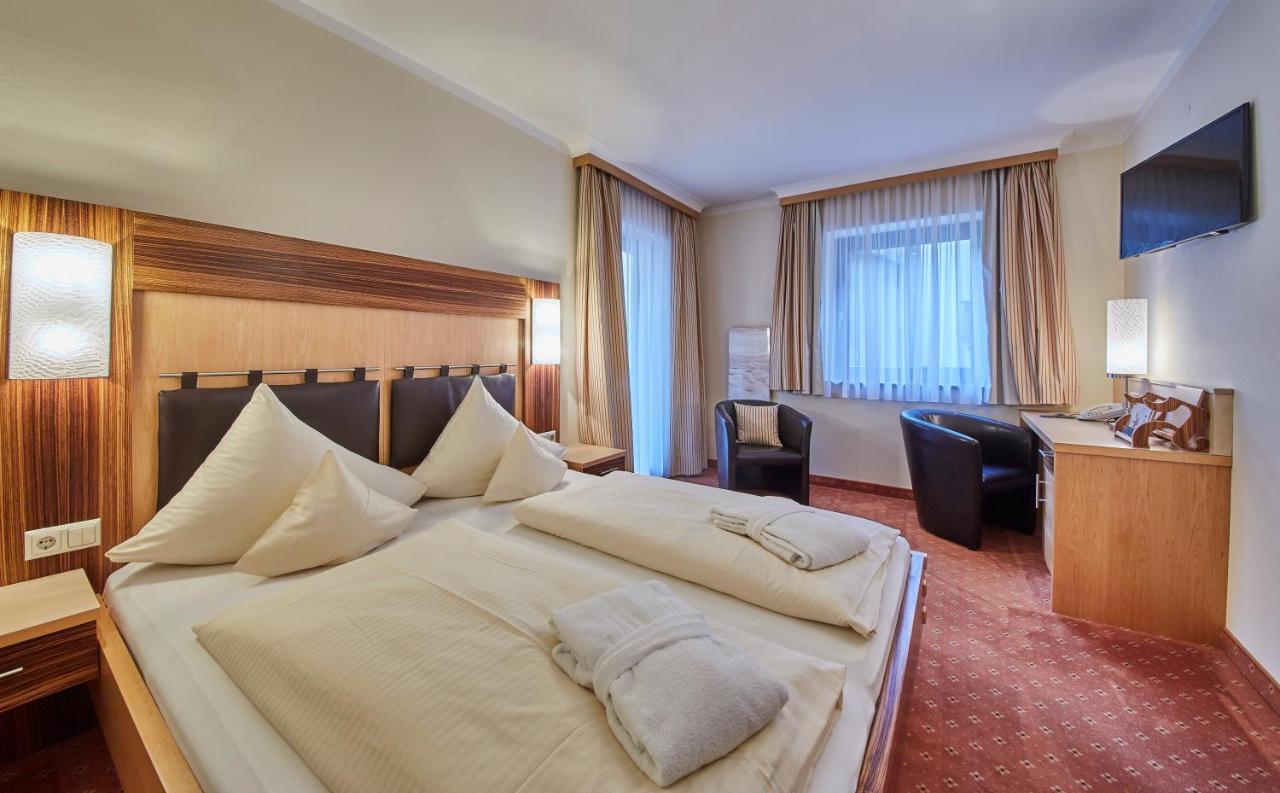 Hotel Hasenauer 4 Sterne Superior Σάαλμπαχ-Χίντεργκλεμ Εξωτερικό φωτογραφία