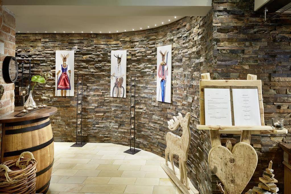 Hotel Hasenauer 4 Sterne Superior Σάαλμπαχ-Χίντεργκλεμ Εξωτερικό φωτογραφία
